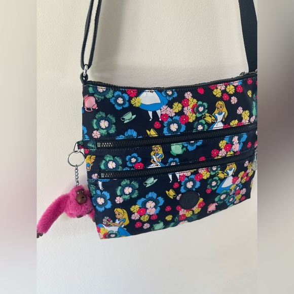 Kipling X Disney Alice In Wonderland Printed Alvar Crossbody Bag - Picture 4 of 15